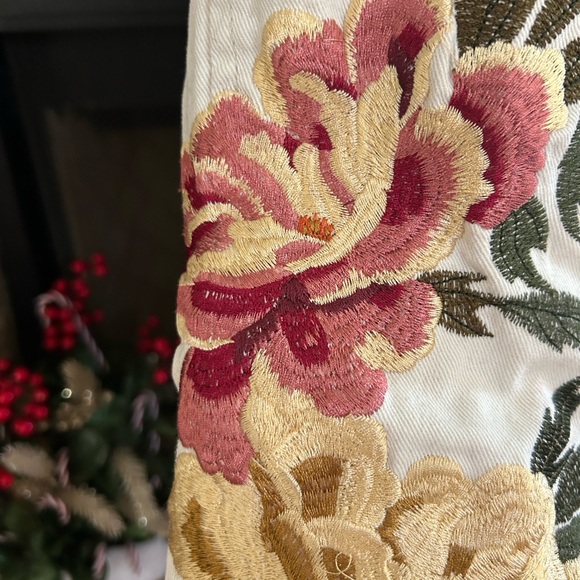 DB Sport Floral Embroidered Jacket - Picture 4 of 16